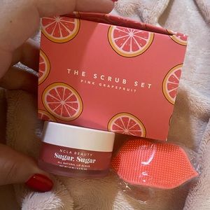 NCLA Beauty Pink Grapefruit lip scrub set